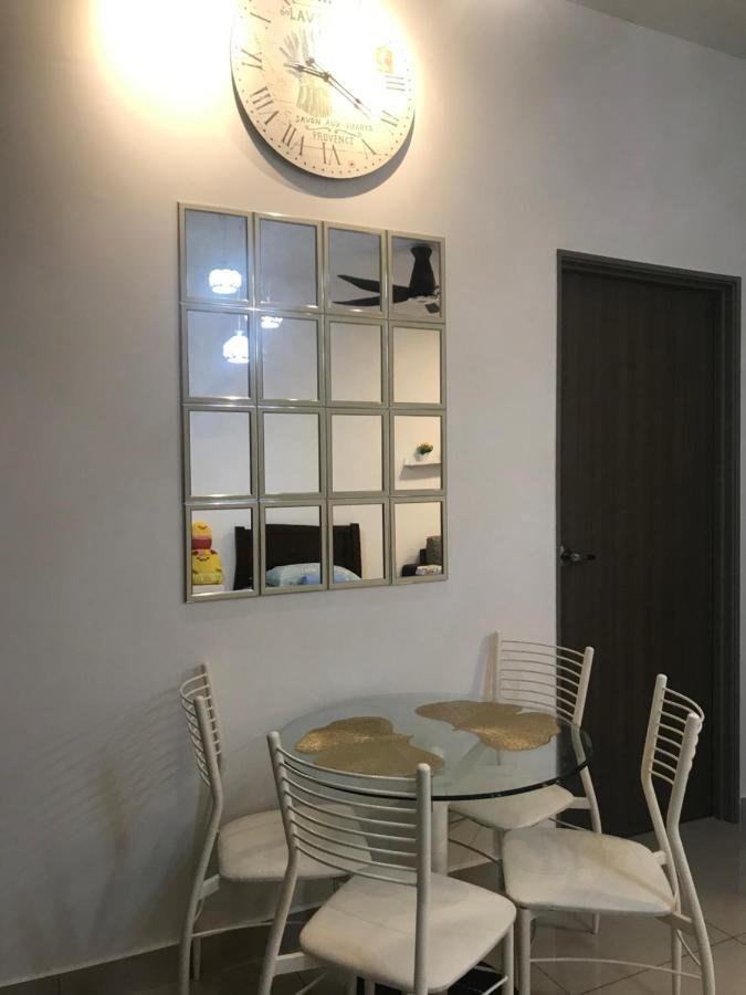 Homestay Sks Apartment Larkin Johor Bahru Bagian luar foto