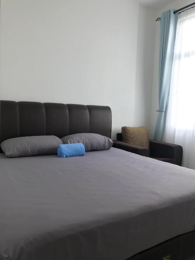 Homestay Sks Apartment Larkin Johor Bahru Bagian luar foto